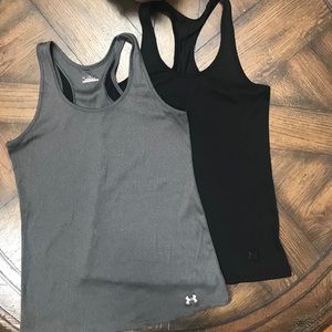 2 women’s under amour work out tanks size XL